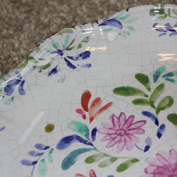 Bungalow No 10 Flower Rustic Dinner Plate Set 4 Scalloped Melamine Blue Red NWT - Picture 4 of 7